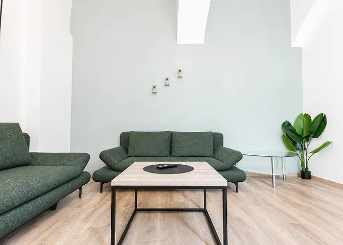 Apartment 8-min Walk To Westbahnhof Chic 1br