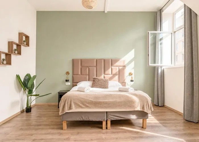 8-min Walk To Westbahnhof Chic 1br * Wien