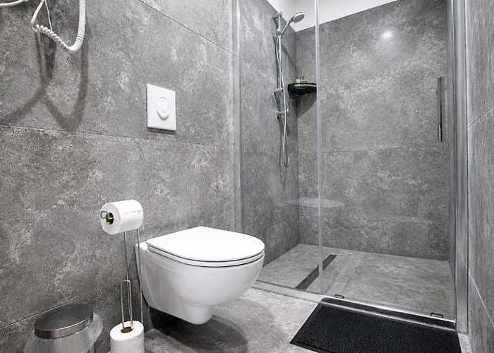 8-min Walk To Westbahnhof Chic 1br * Wien
